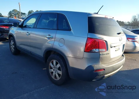 2013 Kia Sorento Lx z USA, uszkodzony, nr VIN 5XYKT4A18DG401343